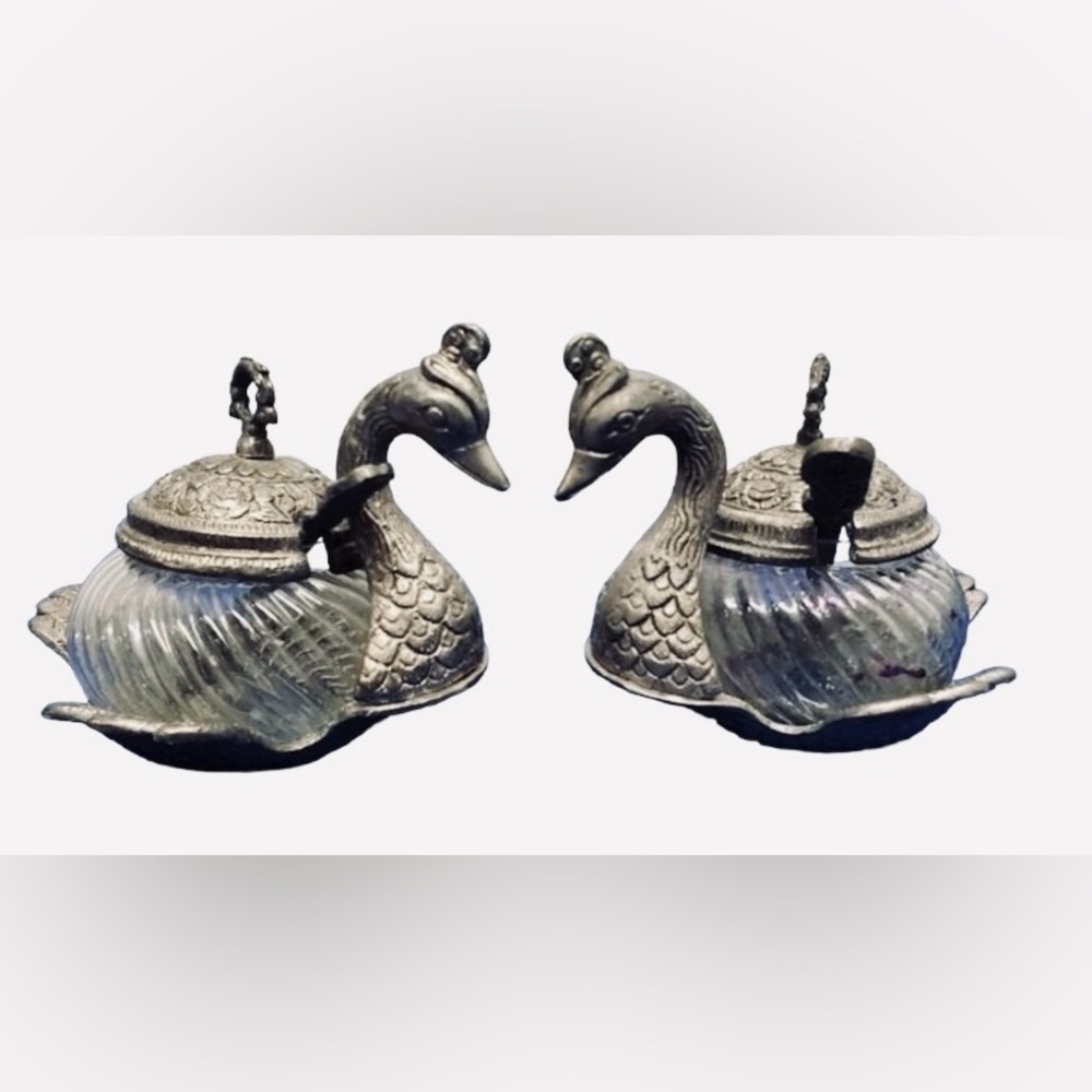 🦢Vintage-2 Swan Styled Sugar Bowls with lids and spoons